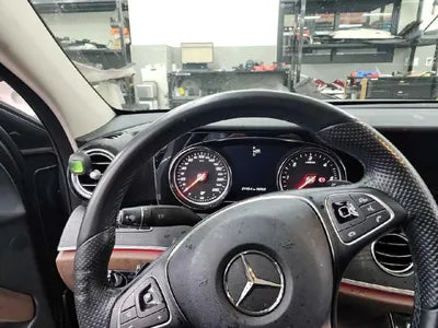 2017 Mercedes-Benz E 220 VIN: