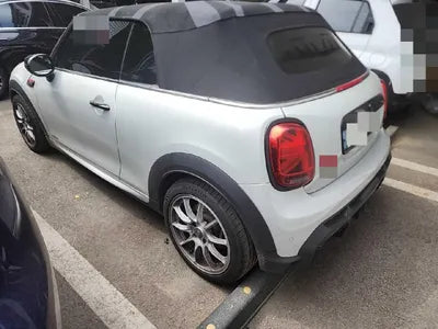 2021 MINI Cooper VIN: