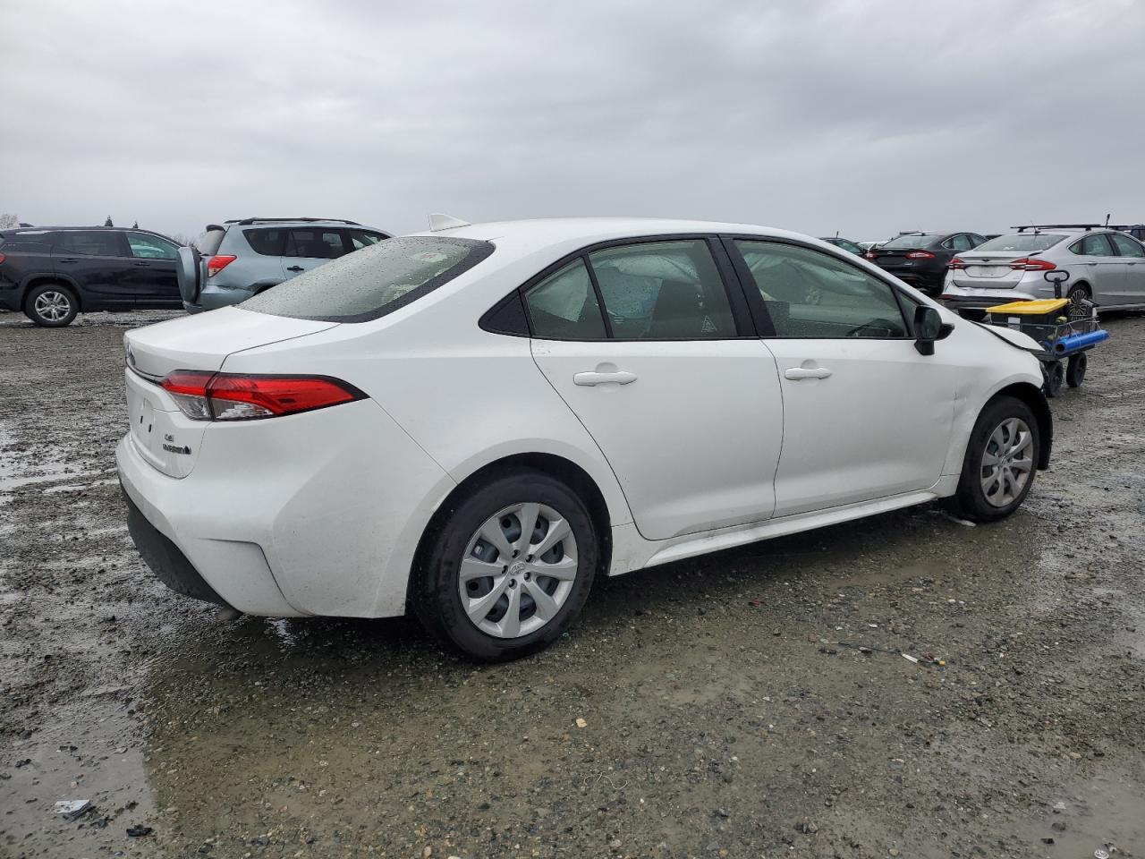 2024 TOYOTA COROLLA LE VIN:JTDBCMFE0RJ025465