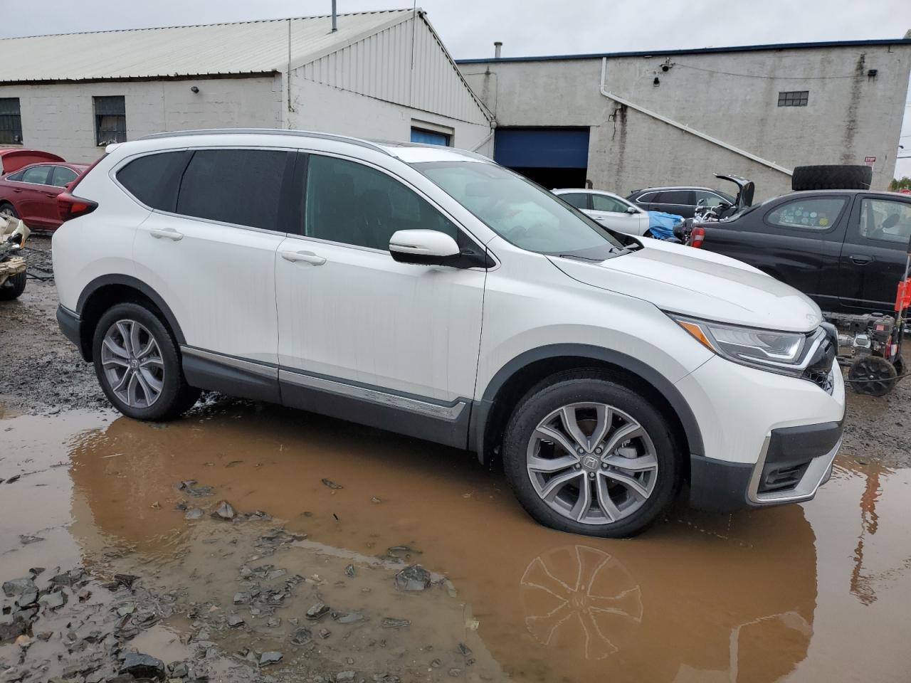 2022 HONDA CR-V TOURING VIN:2HKRW2H91NH641253