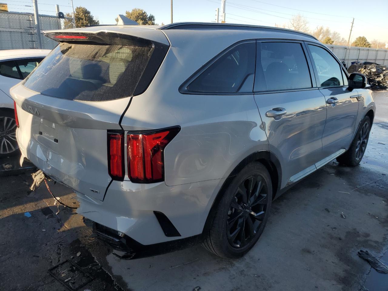 2023 KIA SORENTO SX VIN:5XYRKDLF5PG225771