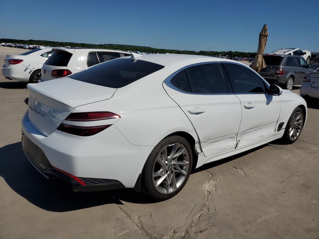 2022 GENESIS G70 BASE VIN:KMTG34TA2NU089573