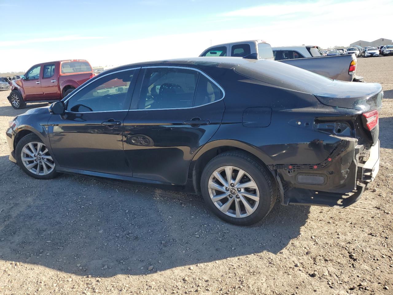 2022 TOYOTA CAMRY LE VIN:4T1C11AK0NU642018