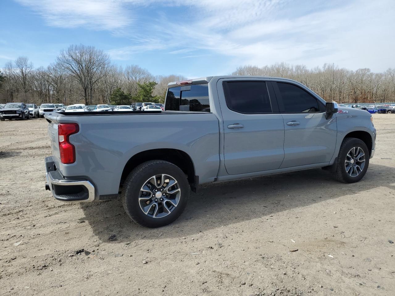 2024 CHEVROLET SILVERADO K1500 LT VIN:2GCUDDED4R1207534