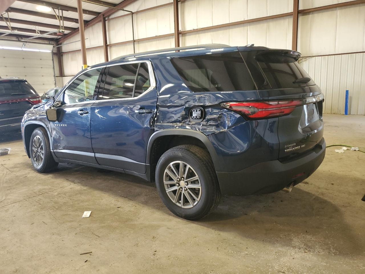 2022 CHEVROLET TRAVERSE LT VIN:1GNEVGKW3NJ165910