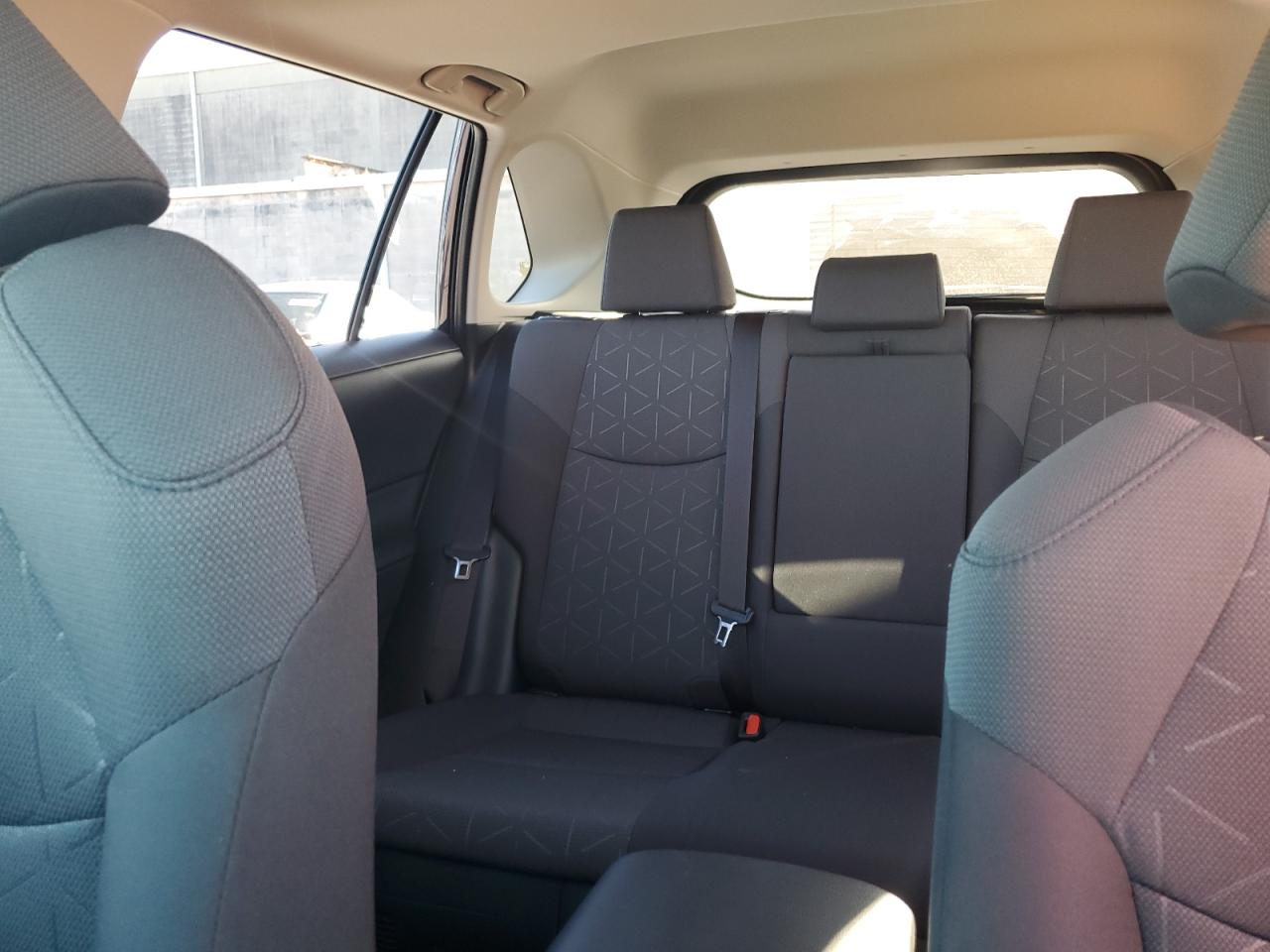 2023 TOYOTA RAV4 XLE VIN:JTMRWRFV1PD198233