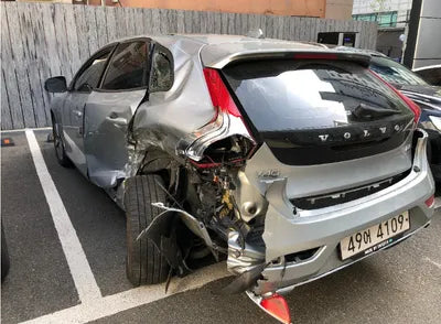 2017 Volvo V40 YV1MV79K0H2422437 VIN:YV1MV79K0H2422437