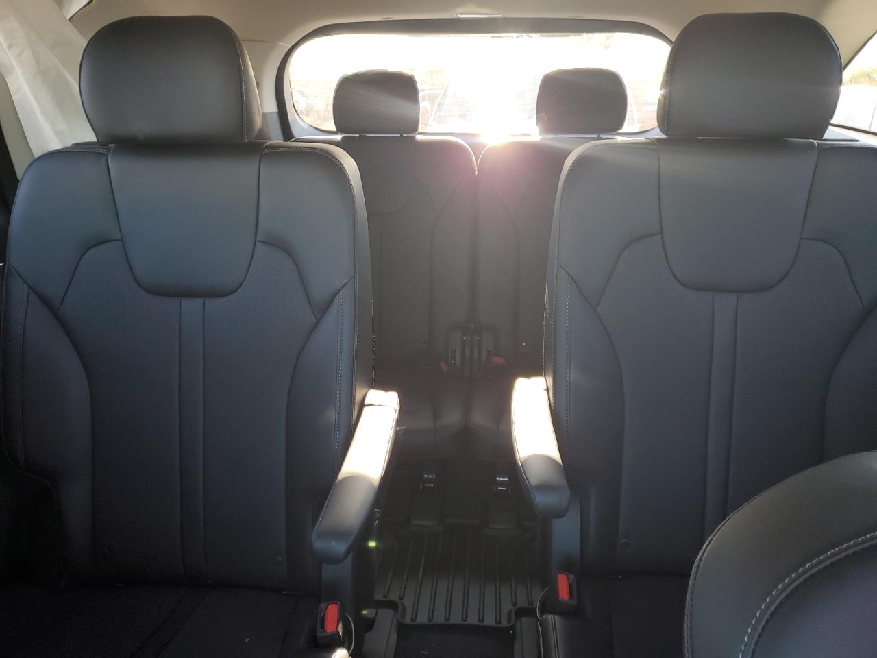 2023 KIA SORENTO SX VIN:5XYRKDLFXPG241206