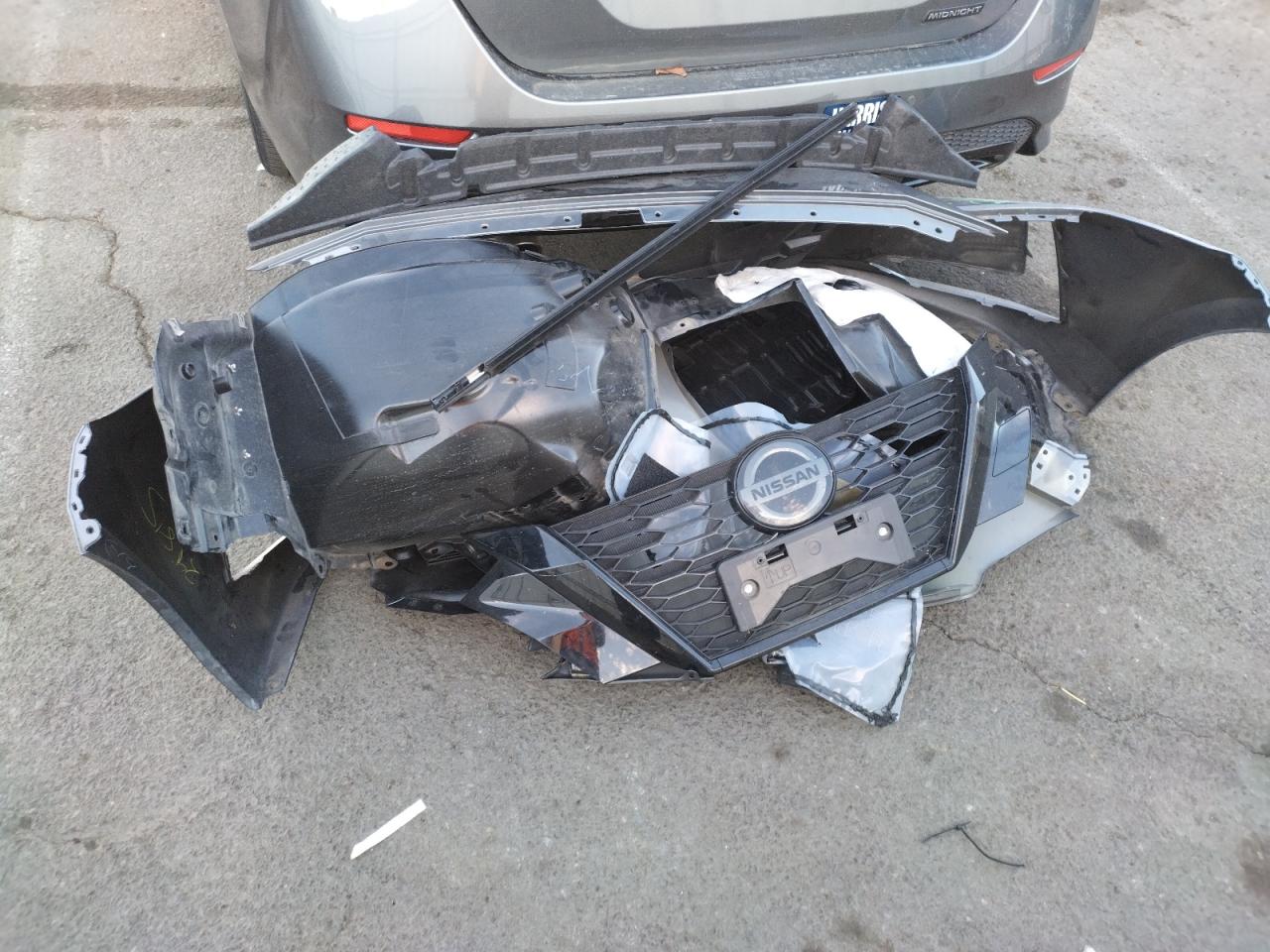 2022 NISSAN SENTRA SR VIN:3N1AB8DV8NY299093