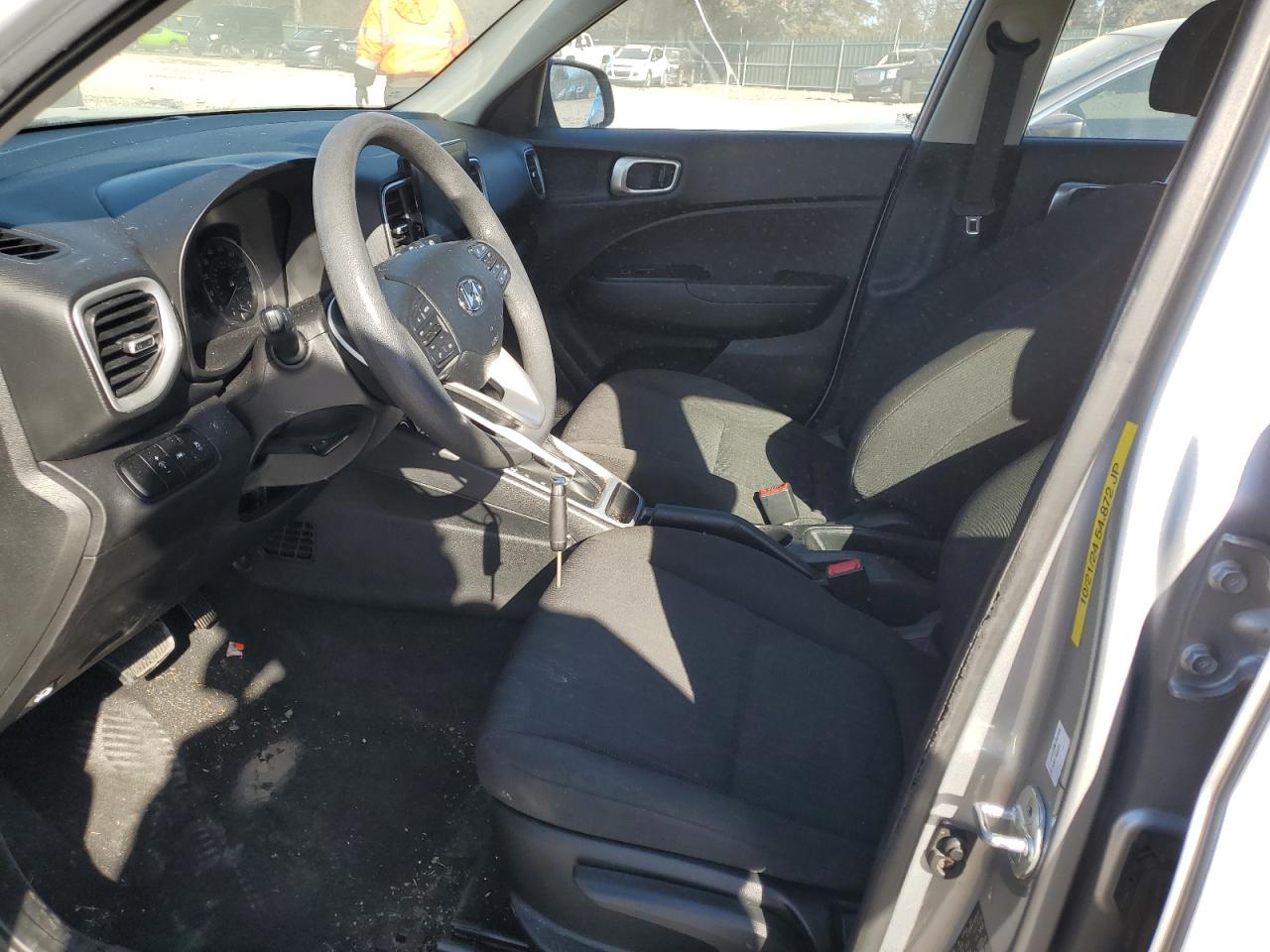 2022 HYUNDAI VENUE SE VIN:KMHRB8A36NU160212