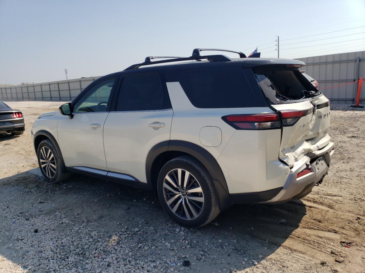 2022 NISSAN PATHFINDER PLATINUM VIN:5N1DR3DH9NC232980