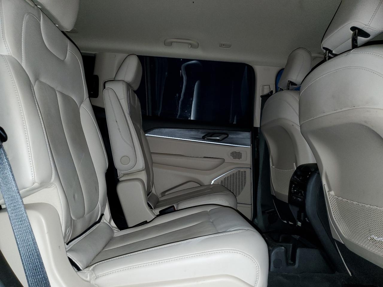 2022 JEEP GRAND CHEROKEE L LIMITED VIN:1C4RJKBG0N8563262