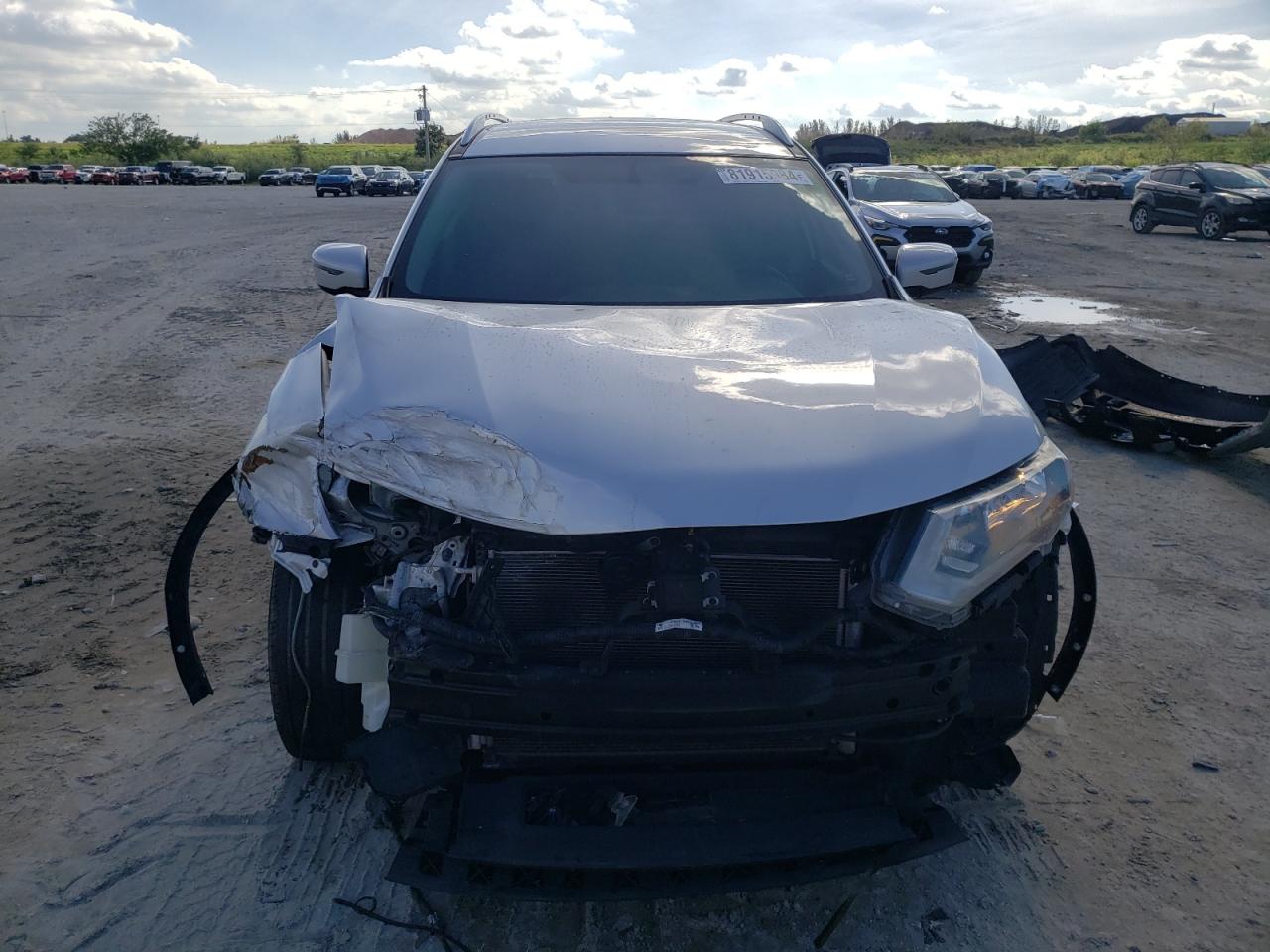 2017 NISSAN ROGUE S VIN:KNMAT2MT8HP589720