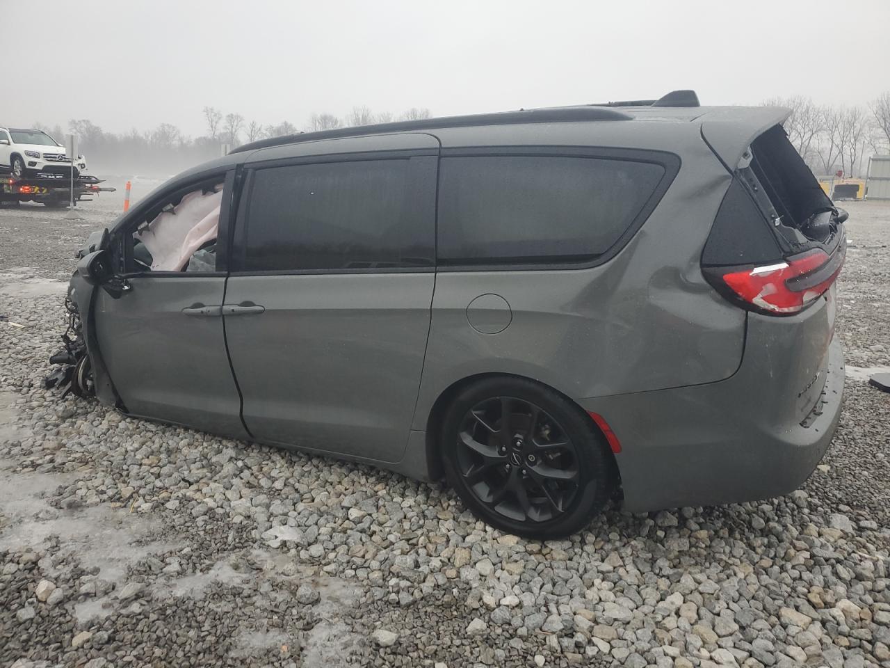 2023 CHRYSLER PACIFICA TOURING L VIN:2C4RC1BG1PR516608