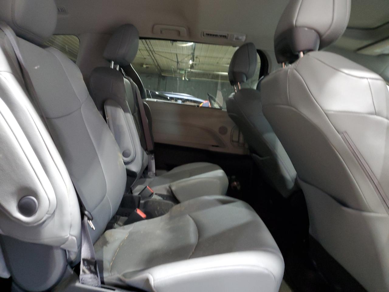 2023 TOYOTA SIENNA XLE VIN:5TDJSKFC8PS105498