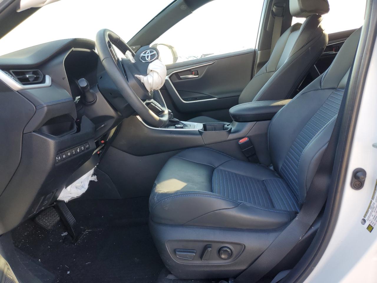 2023 TOYOTA RAV4 XSE VIN:2T3E6RFV8PW039470