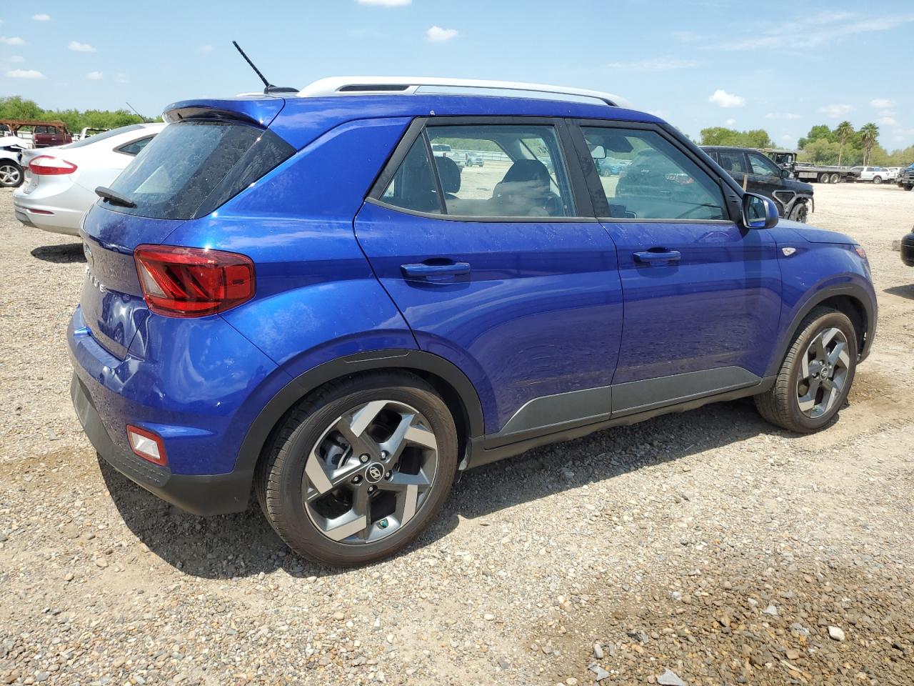 2023 HYUNDAI VENUE SEL VIN:KMHRC8A30PU258930