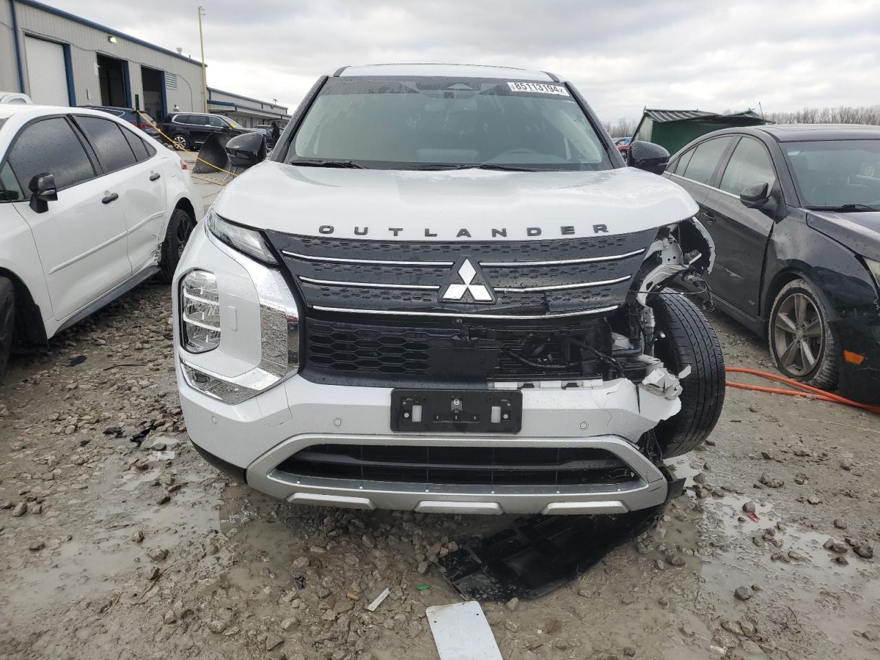 2024 MITSUBISHI OUTLANDER SE VIN:JA4J4VA86RZ041147