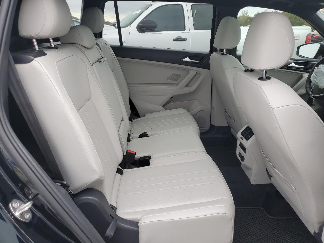 2022 VOLKSWAGEN TIGUAN SE R-LINE BLACK VIN:3VVCB7AX1NM064419