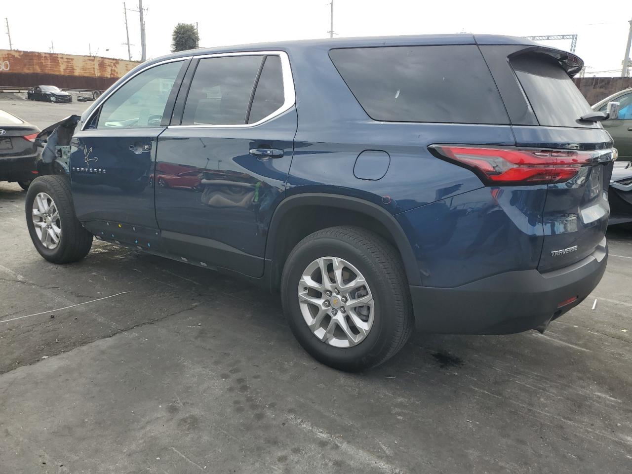 2023 CHEVROLET TRAVERSE LS VIN:1GNERFKW5PJ136328