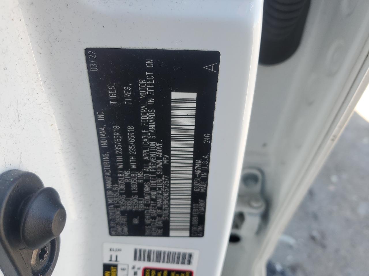 2022 TOYOTA HIGHLANDER XLE VIN:5TDGZRBH2NS573577