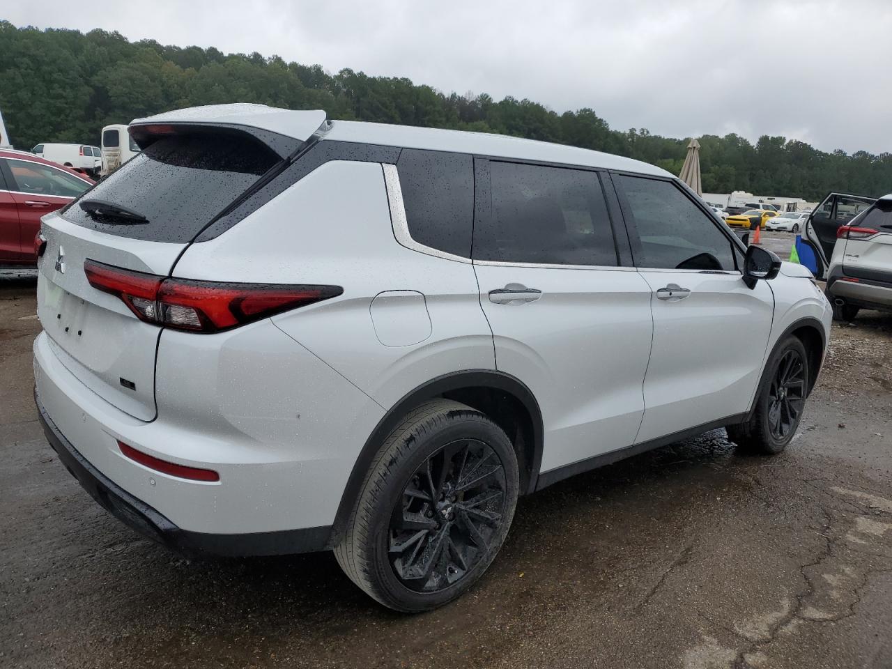 2024 MITSUBISHI OUTLANDER SE VIN:JA4J3VA81RZ012982