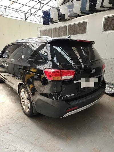 2015 Kia Carnival VIN: