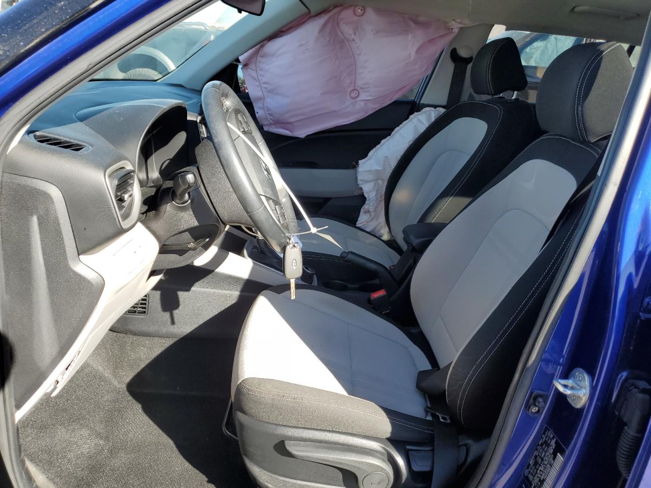 2022 HYUNDAI VENUE SEL VIN:KMHRC8A33NU135829