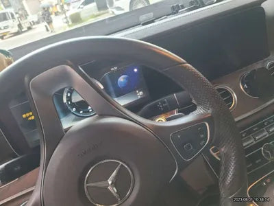 2017 Mercedes-Benz E 300 328KMWDDZF4KB8HA2 VIN:328KMWDDZF4KB8HA2