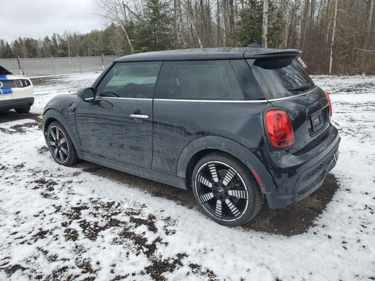 2023 MINI COOPER S VIN:WMW53DH09P2U02247