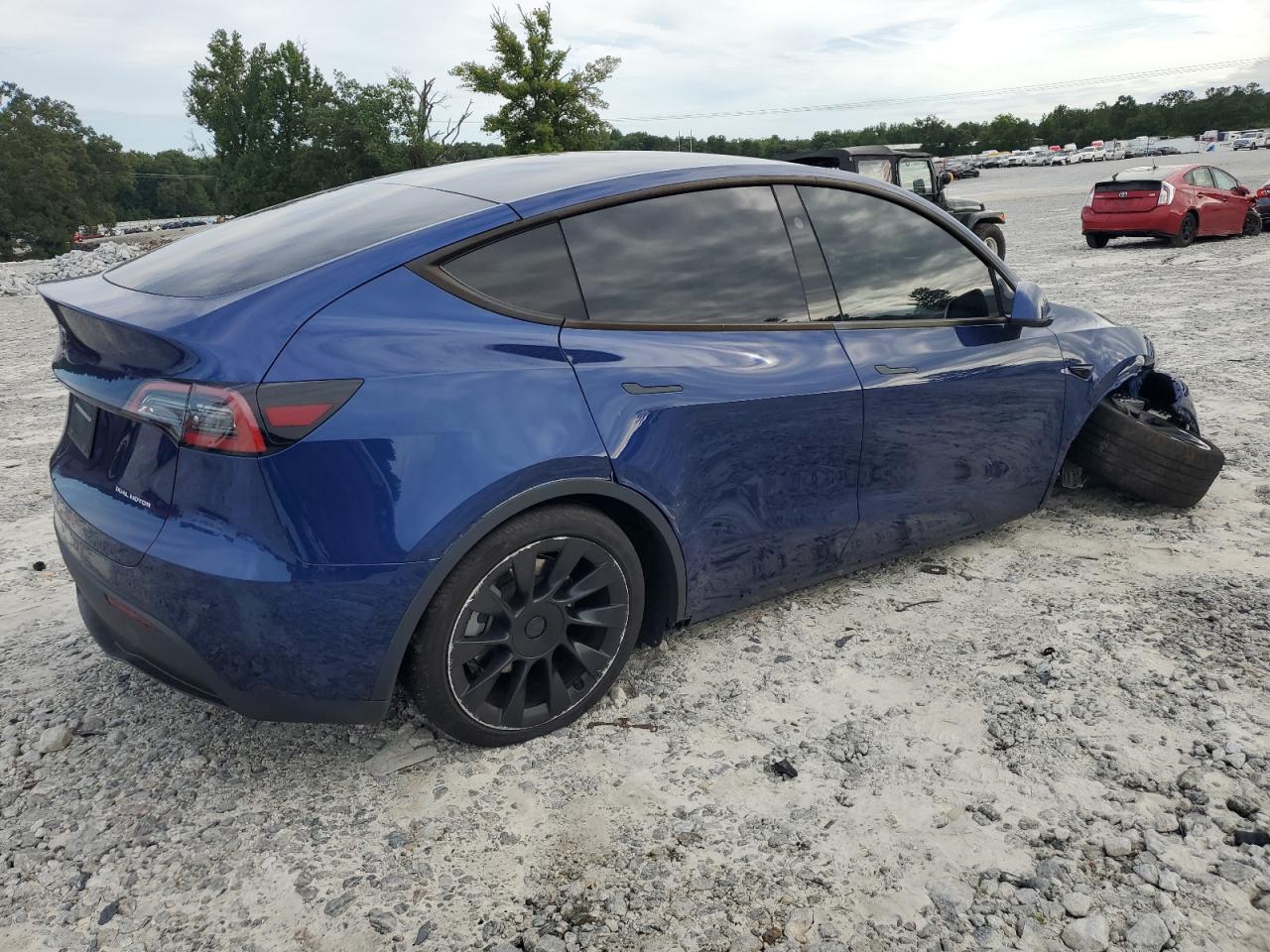 2023 TESLA MODEL Y  VIN:7SAYGDEE4PA159335