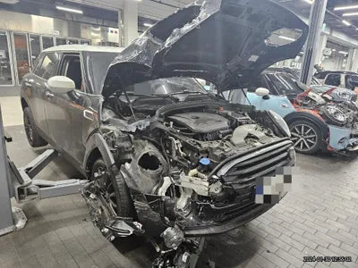 2022 MINI Clubman VIN: