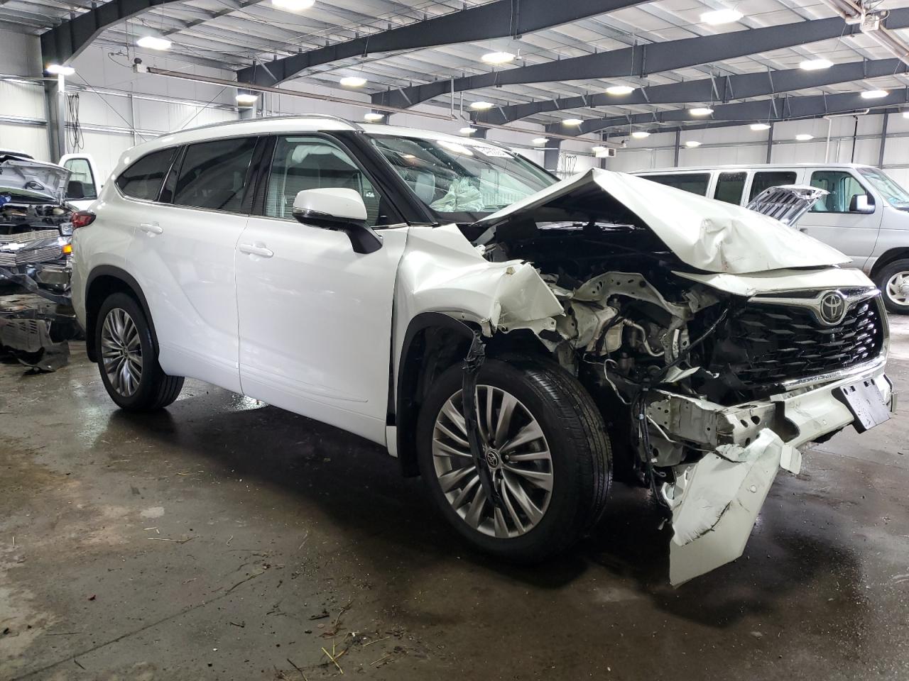 2022 TOYOTA HIGHLANDER PLATINUM VIN:5TDFZRBH7NS232848