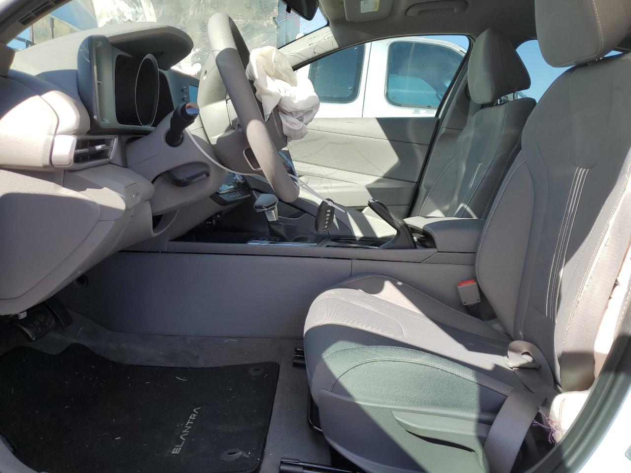 2023 HYUNDAI ELANTRA SEL VIN:5NPLM4AG5PH117767