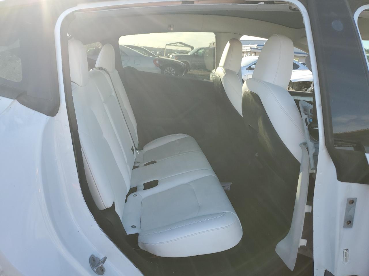 2023 TESLA MODEL Y  VIN:7SAYGDEF0PF702093