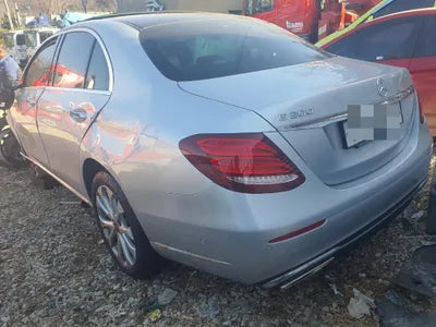 2017 Mercedes-Benz E 300 VIN: