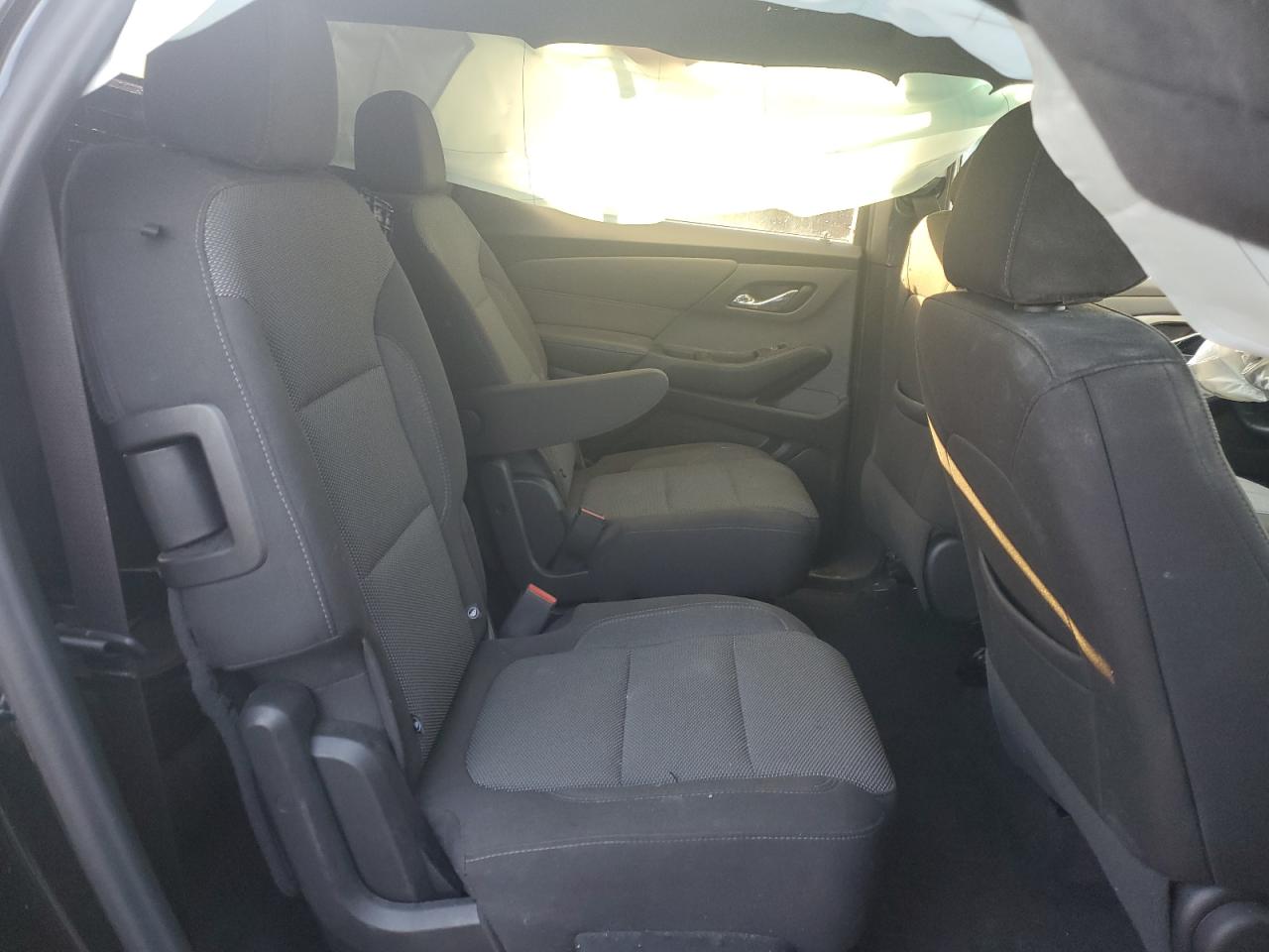 2023 CHEVROLET TRAVERSE LT VIN:1GNERGKWXPJ278454