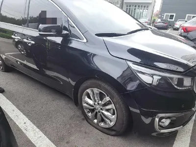 2017 Kia Carnival VIN: