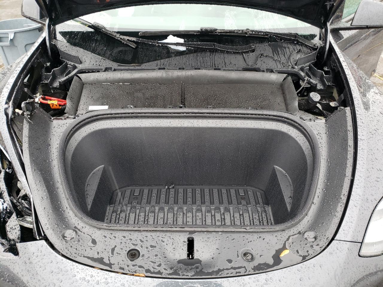 2024 TESLA MODEL Y  VIN:7SAYGDED7RF190995