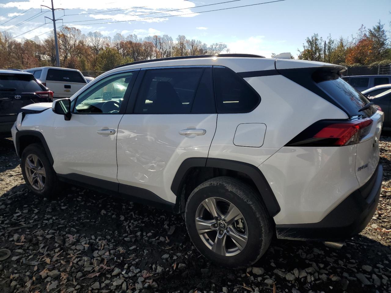2023 TOYOTA RAV4 XLE VIN:2T3P1RFV0PC344745