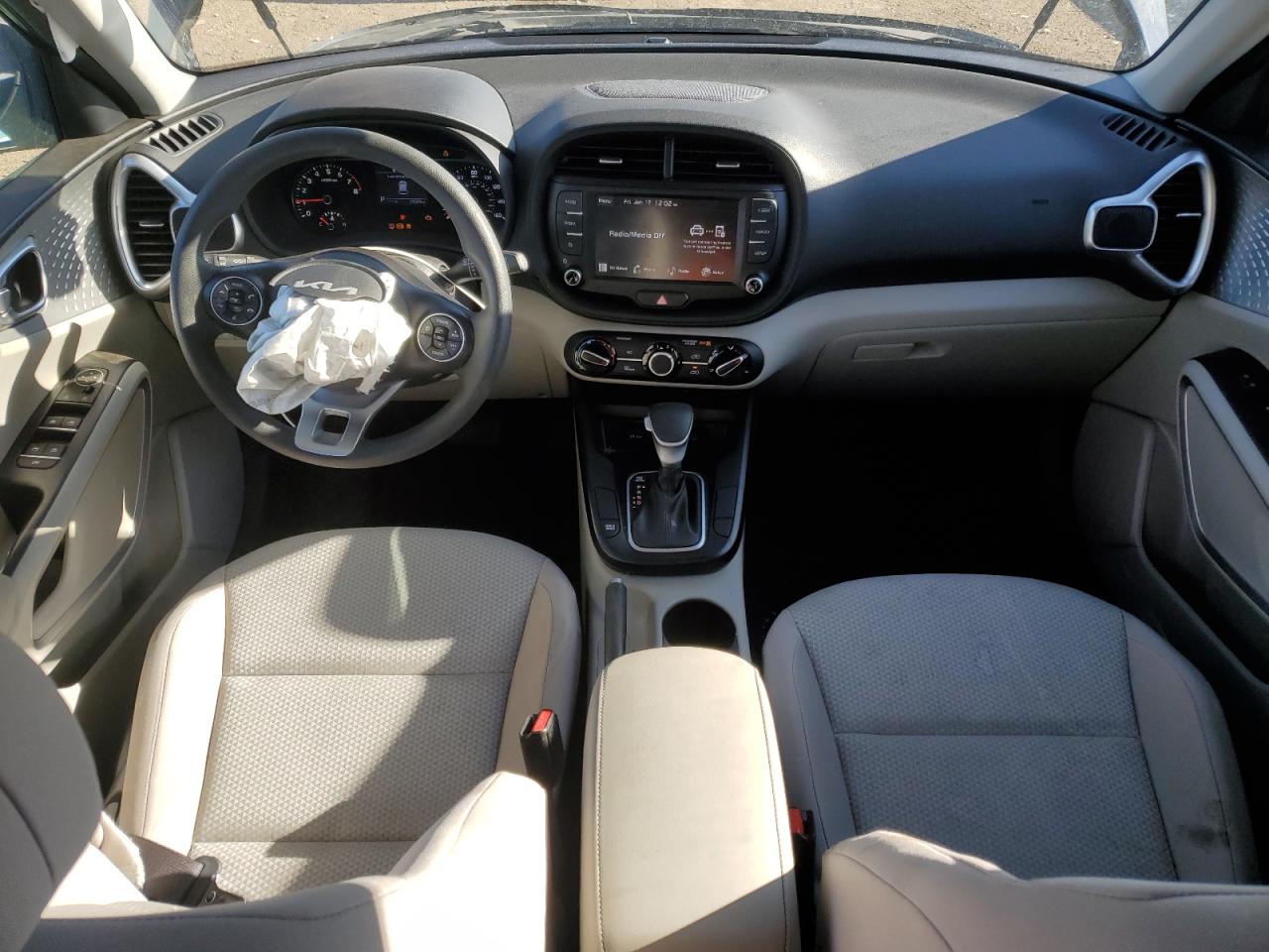 2022 KIA SOUL LX VIN:KNDJ23AU8N7183664