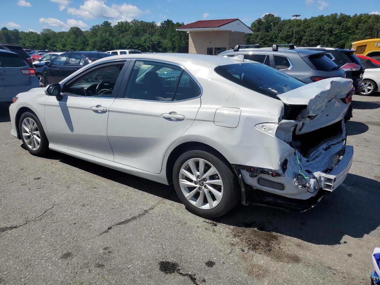 2022 TOYOTA CAMRY LE VIN:4T1R11BK4NU060755