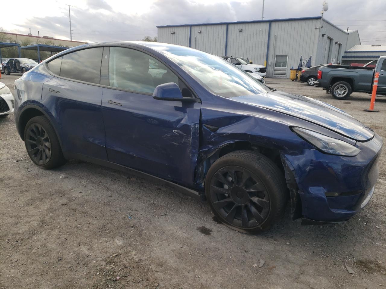 2023 TESLA MODEL Y  VIN:7SAYGDEE3PA204345