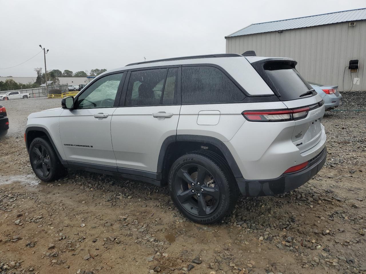 2023 JEEP GRAND CHEROKEE LAREDO VIN:1C4RJHAGXPC611810