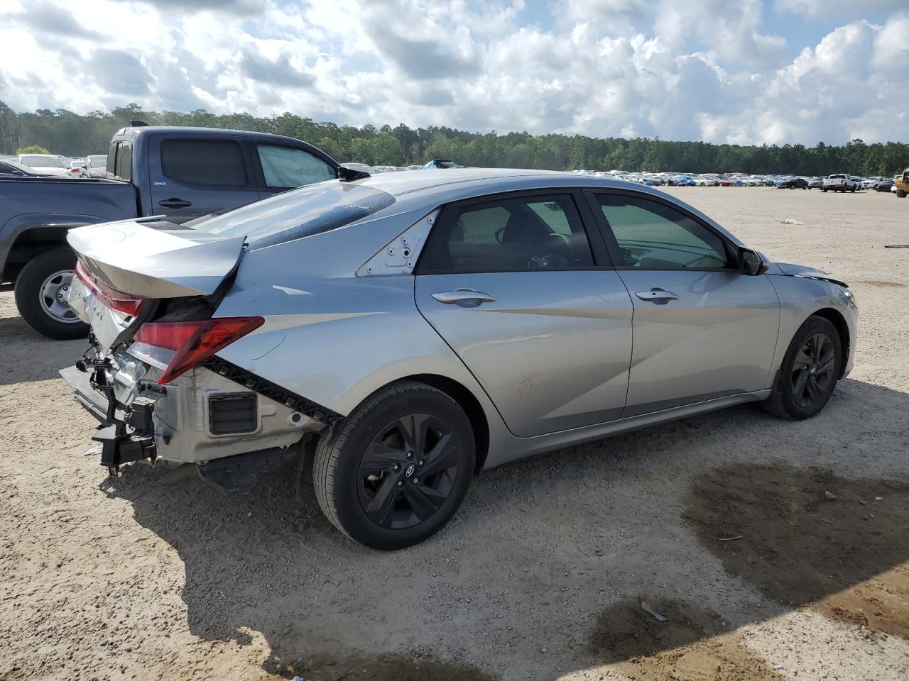 2023 HYUNDAI ELANTRA SEL VIN:5NPLM4AG5PH094541