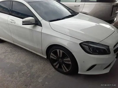 2018 Mercedes-Benz A 200 WDDBF4DBXJJ655410 VIN:WDDBF4DBXJJ655410