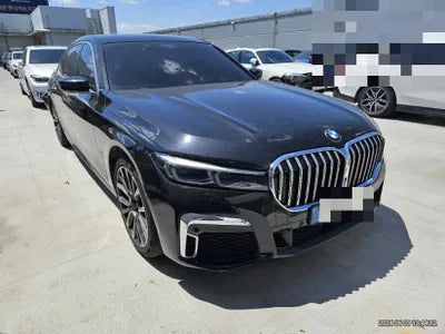 2021 BMW 740 VIN: