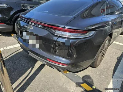 2023 Porsche Panamera VIN: