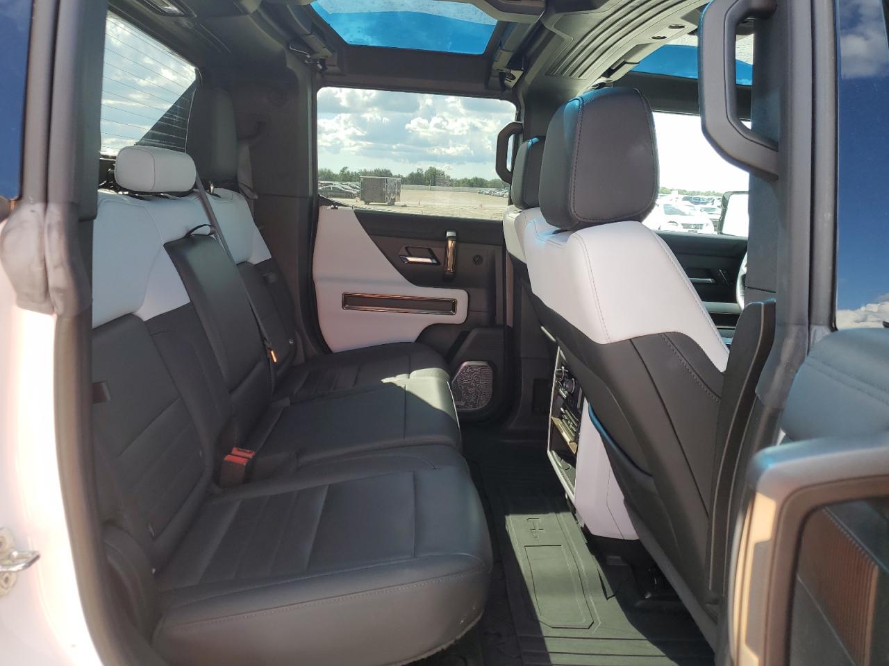 2022 GMC HUMMER PICKUP EDITION 1 VIN:1GT40FDA4NU100223