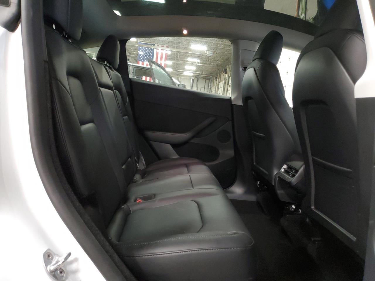 2024 TESLA MODEL Y  VIN:7SAYGDEE5RF191281